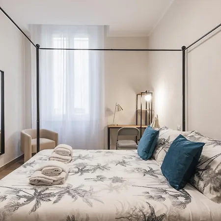 C1 Top Class Apartment, Con Due Da Letto Delux E Giardino Apartment
